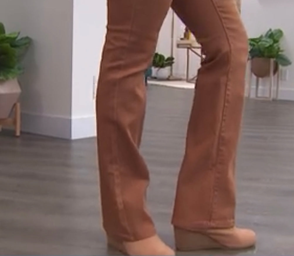 DG2 Never Virtual Stretch Button Pocket Bootcut Jean Women's Camel