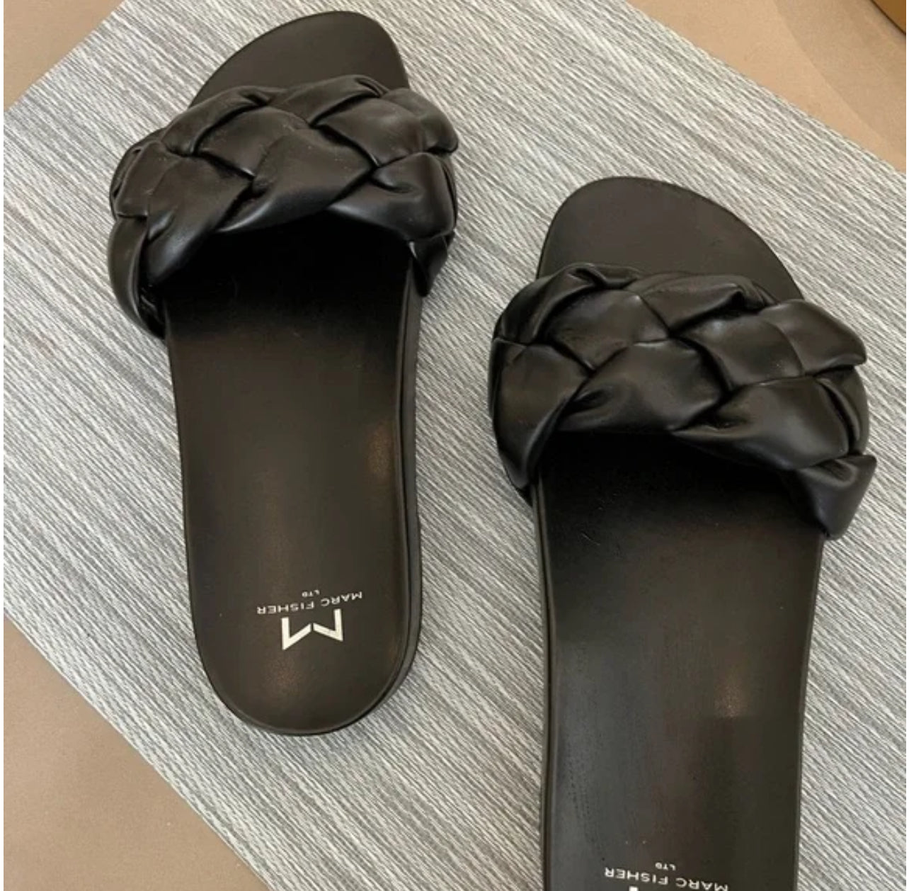Marc fisher black flat sandals Black Size 8.5