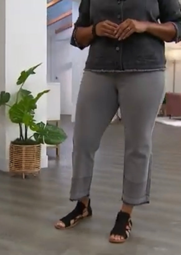 DG2 by Diane Gilman Virtual Stretch Cropped Wide-Leg Jean