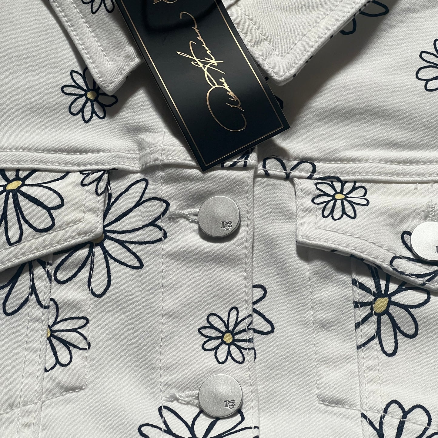 DIANE GILMAN DG2 VS PRINT S/S DENIM JACKET WHITE DAISIES SIZE MEDIUM