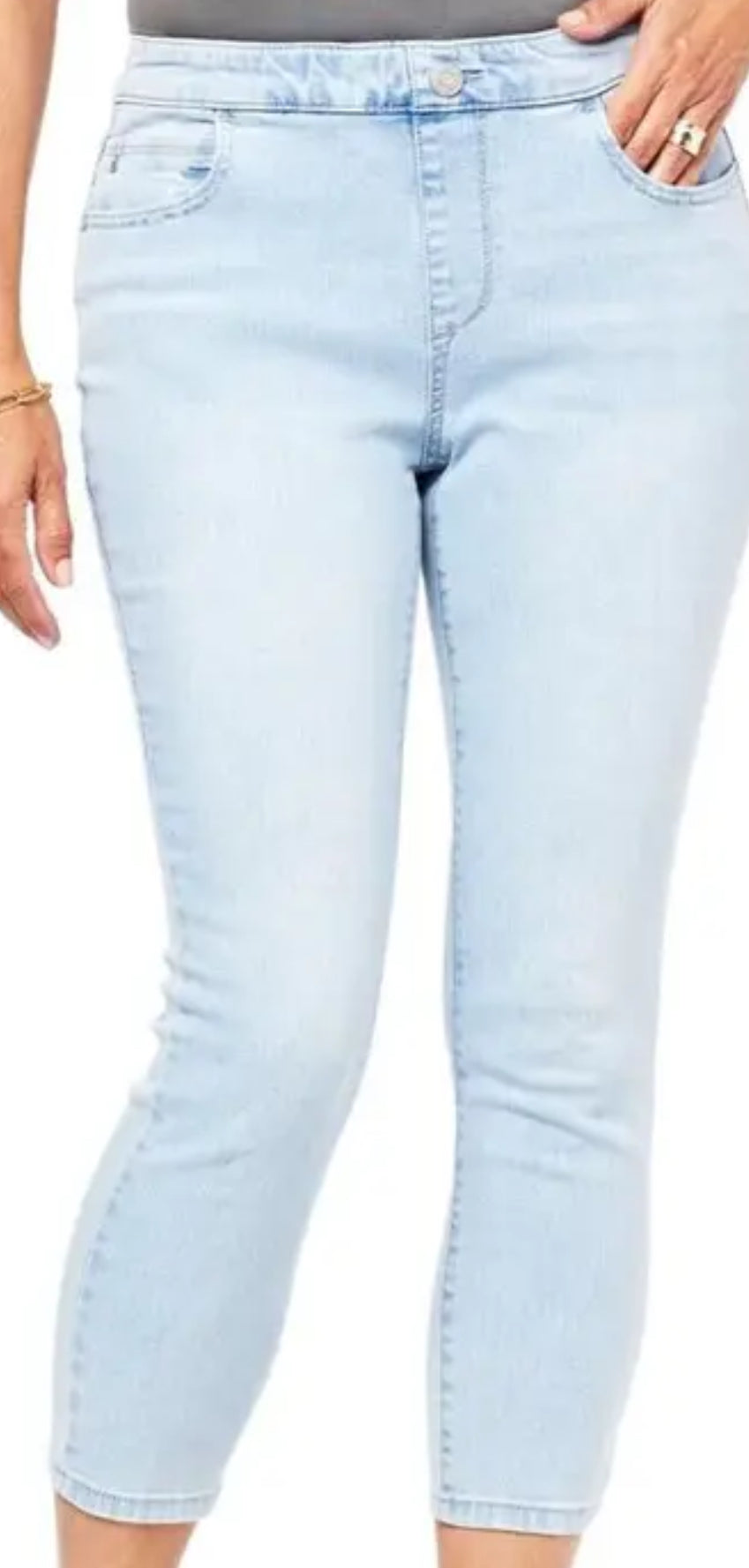 Skinnygirl Pull-On Cropped Skinny Jean.