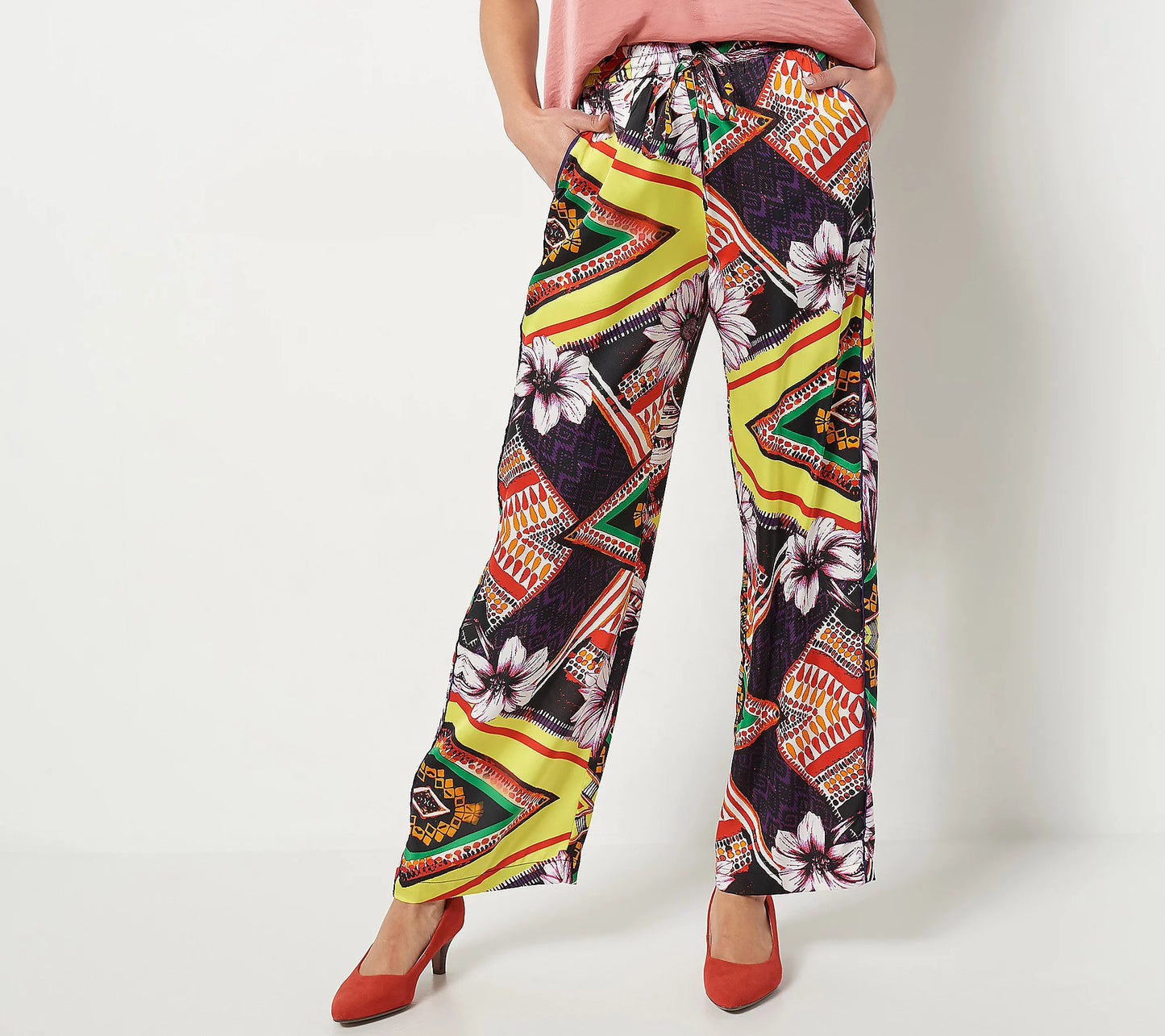 Attitudes by Renee Women’s Regular Casa Comfy Printed Pant w/ Piping Details