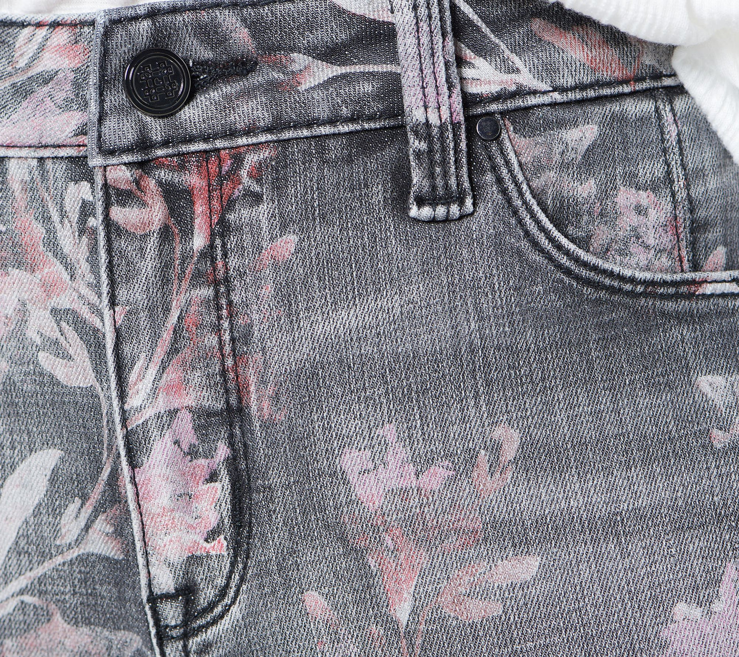 Laurie Felt Petite Classic Denim Floral Boyfriend Jeans