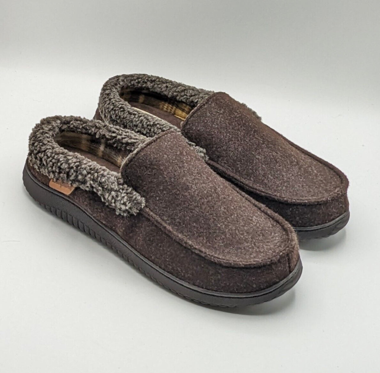 Dearfoams Mens' deference Size Indoor/Outdoor Slipper Coffee