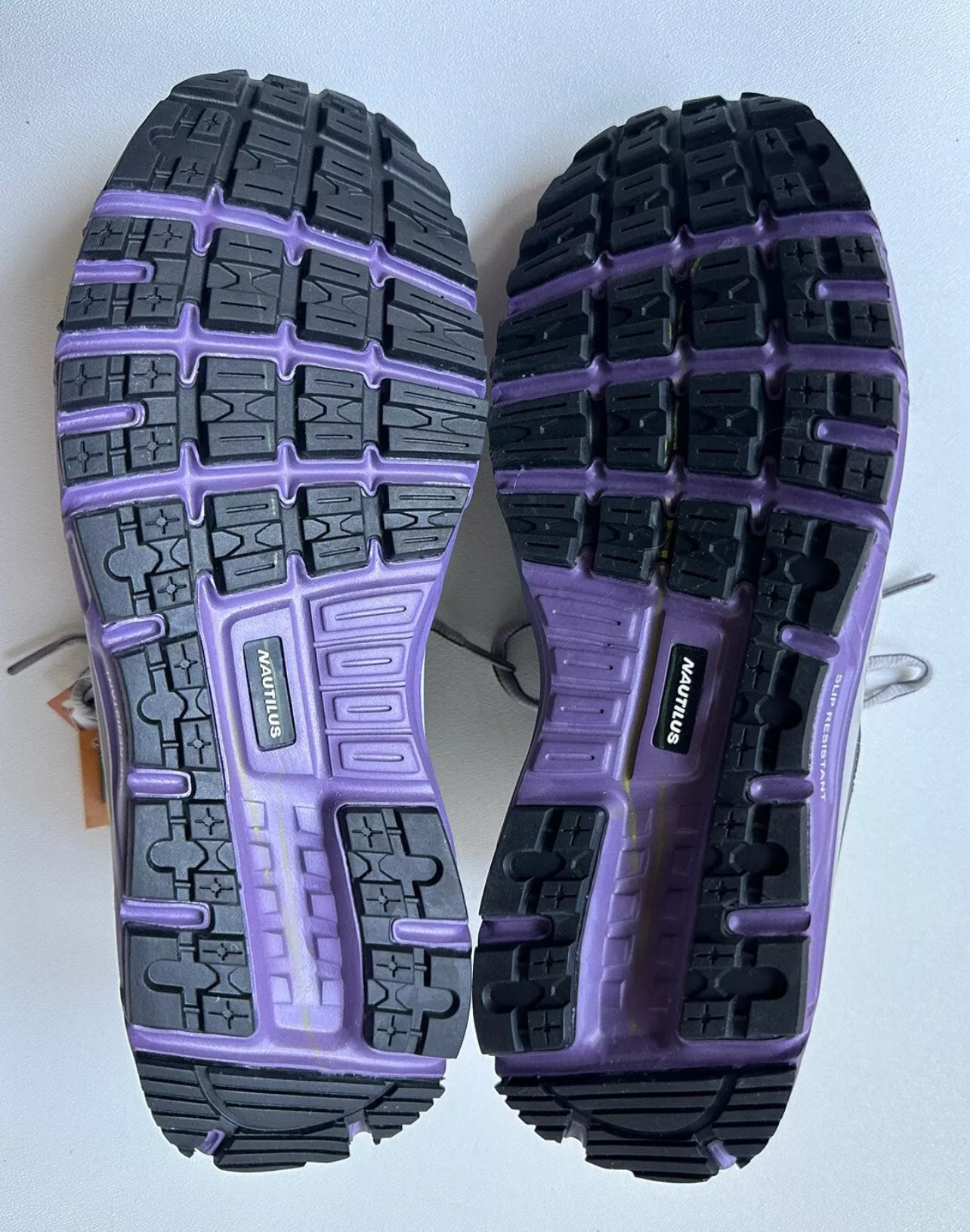 Nautilus Tempest EH Women’s Safety Gray Footwear Shoes N1053 Size: 5 Med B