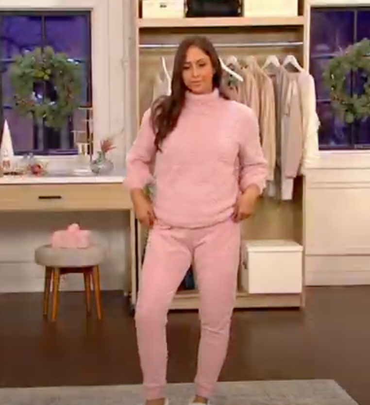 Carole Hochman Women's Funnel Neck Sherpa with Jogger Lounger Set Pink