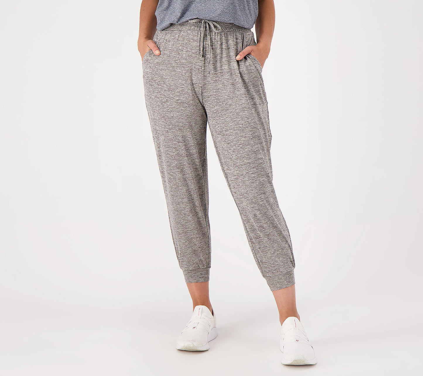 Zuda petite Women's Z-Cool Cropped Joggers Heather Gray Petite