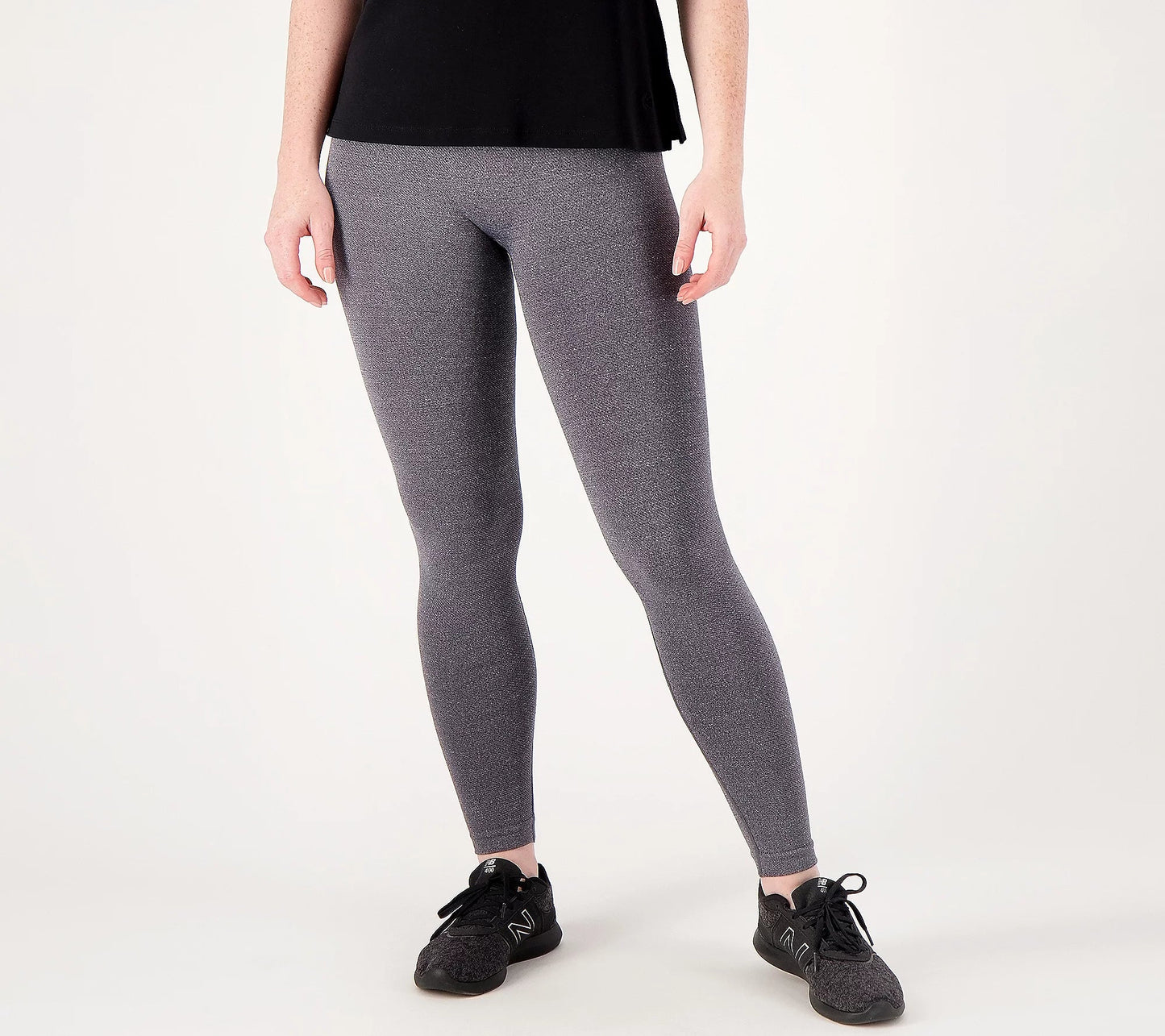 AnyBody Women’s Jacquard Smoothing Legging
