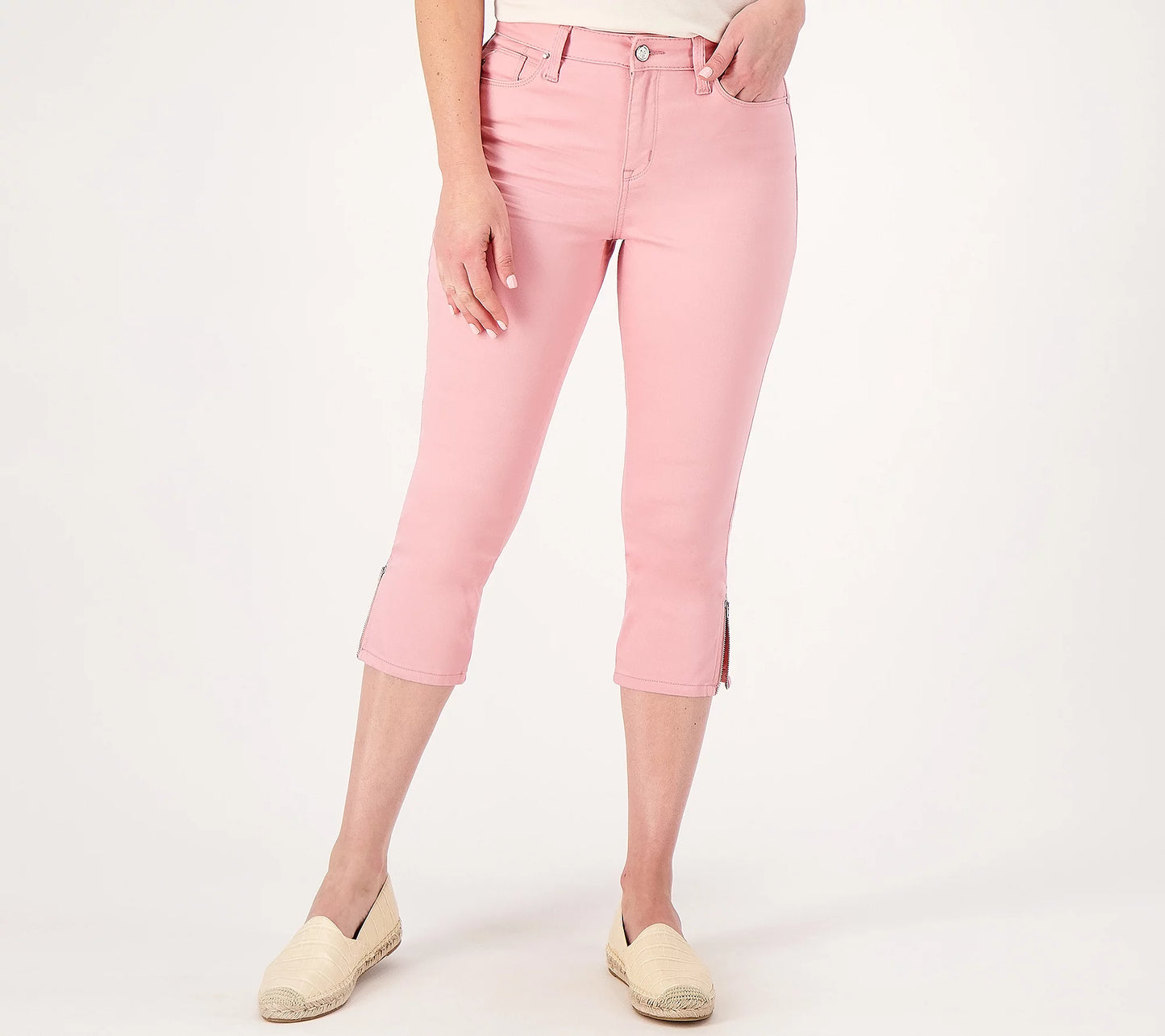 Laurie Felt Women’s Wave Denim 5-Pocket Capri with Zipper Detail- Blush