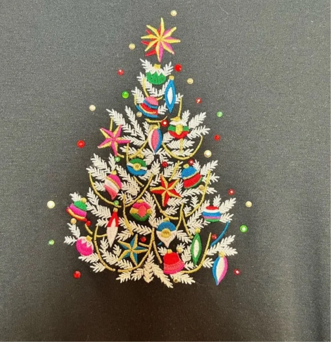 QF Women's Embroidered Holiday Tree Turtleneck Tunic Top