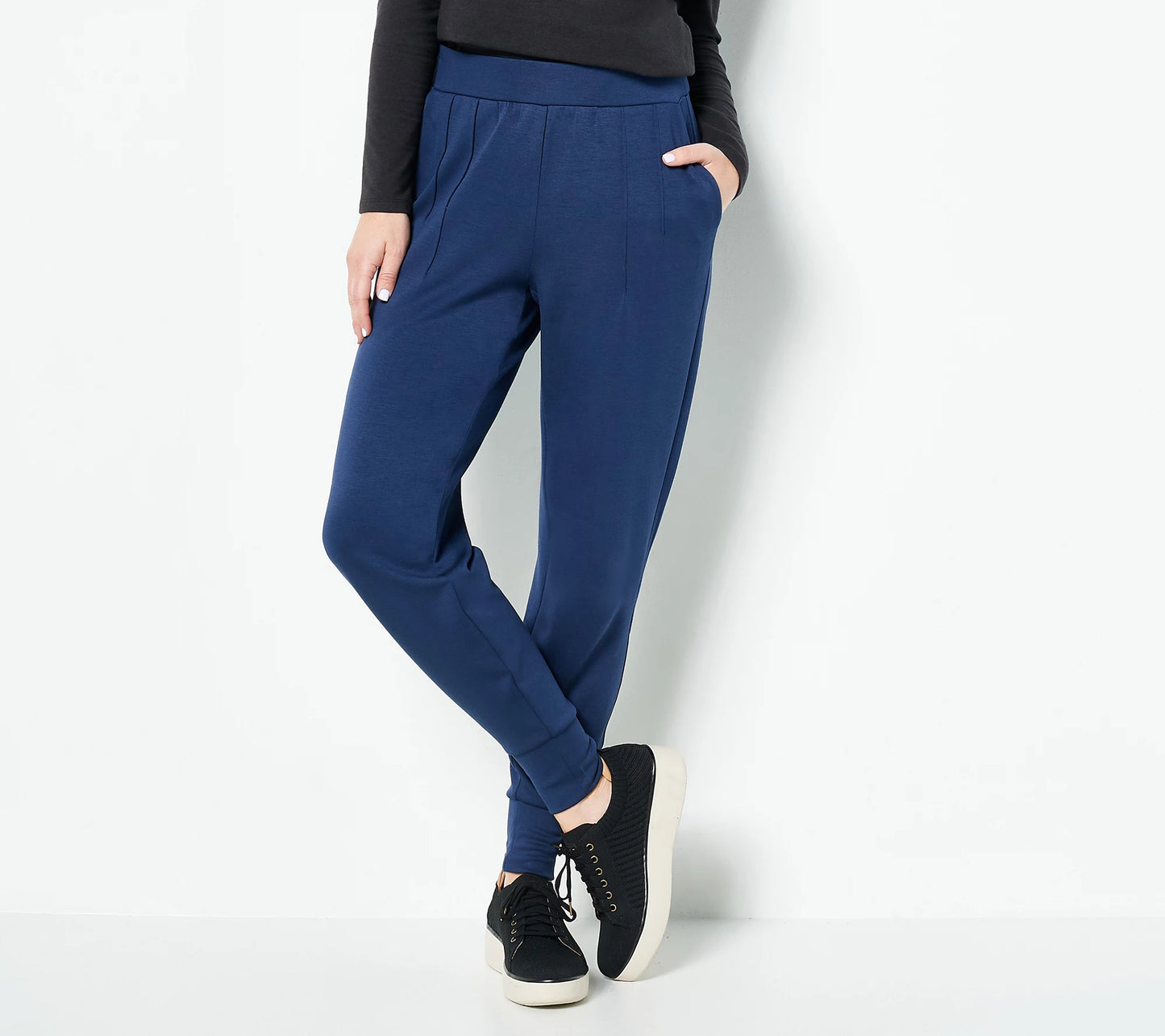 Modern Soul Nourish Women’s Knit Pintucked Jogger- Navy
