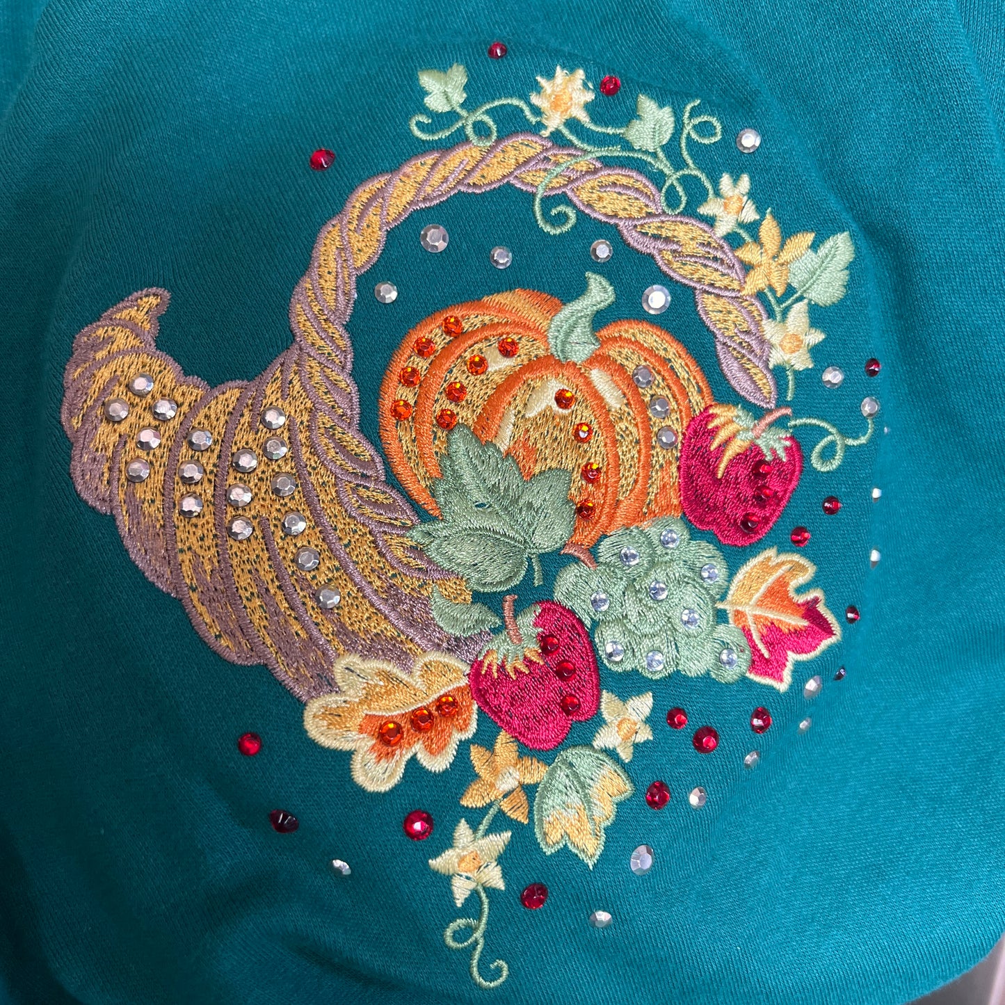 QF Embroidered Holiday Motif Women's Turtleneck Tunic Top