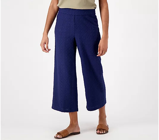 Isaac Mizrahi Live! Women’s Regular Textured Knit Crop Pants