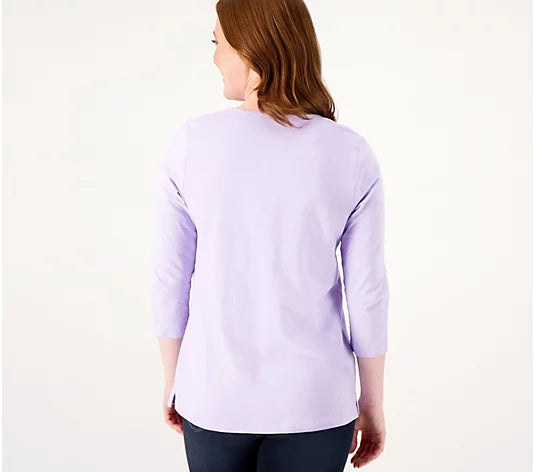 Denim & Co. Women’s Textured Knit Round Neck 3/4 Sleeve Curved Hem Top