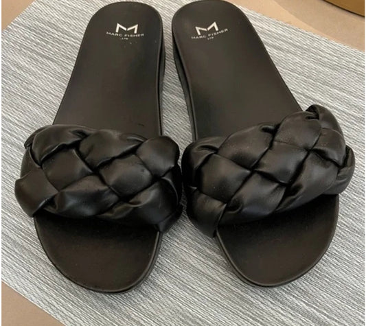 Marc fisher black flat sandals Black Size 8.5