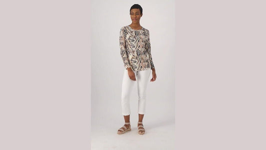 Attitudes by Renee Yummy Jersey Long Sleeve Top (Wild Abstract, 1X A518213