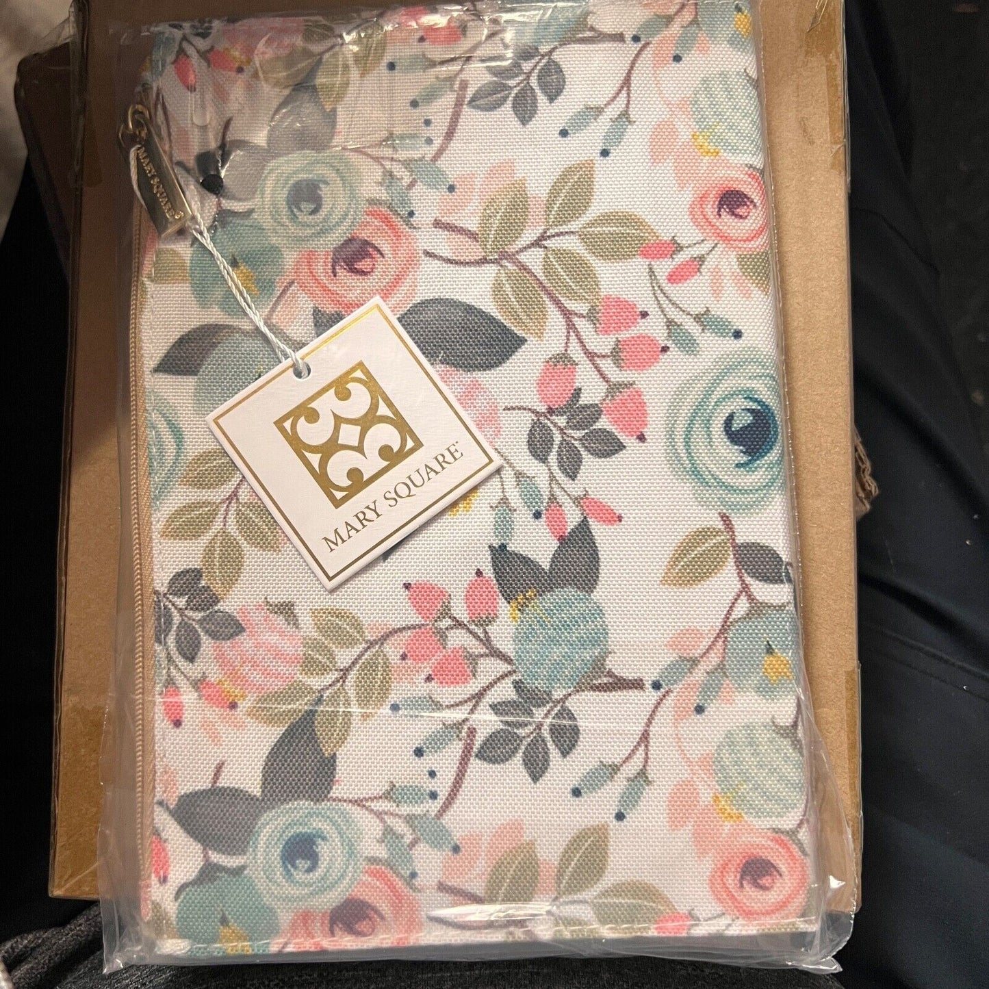 Mary Square Prayer Journal Set with Scripture Toolbox - Peach Floral - H225017