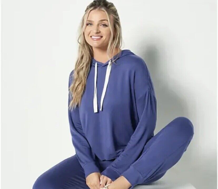 Candace Cameron Bure The Malibu Lounge Hoodie (Velvet Blue, S) A396643