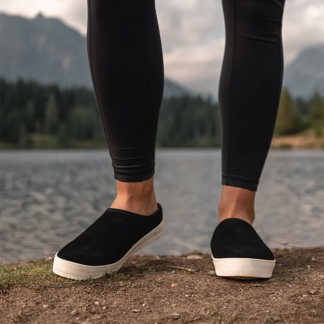 Staheekum Ladies  Mule with memory foam insoles Black
