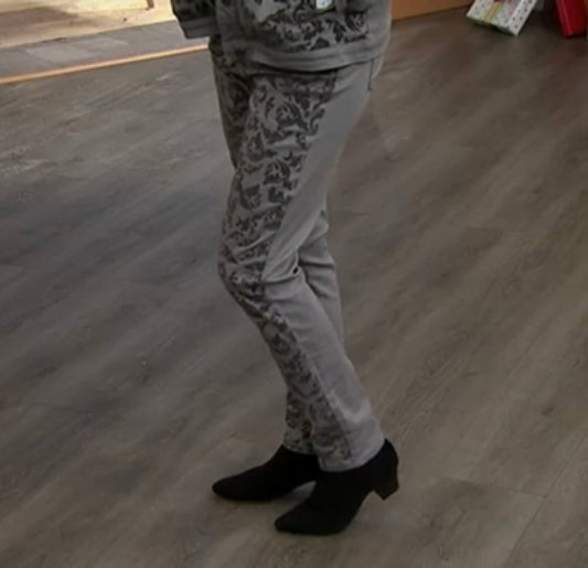 DG2 by Diane Gilman Classic Stretch Front Flocked Skinny Jean- Grey Floral Petite 2
