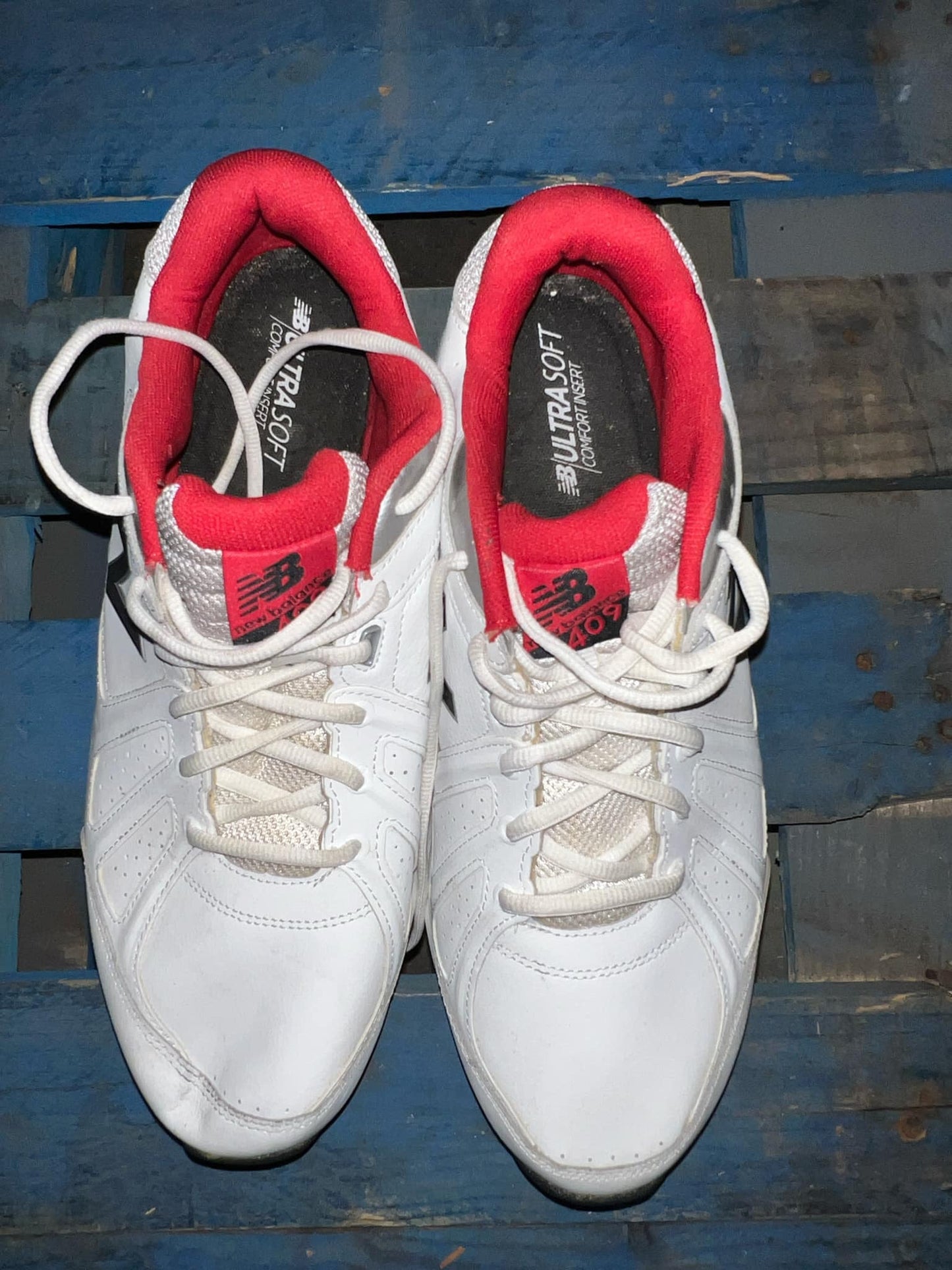 New Balance Men size 13 2E