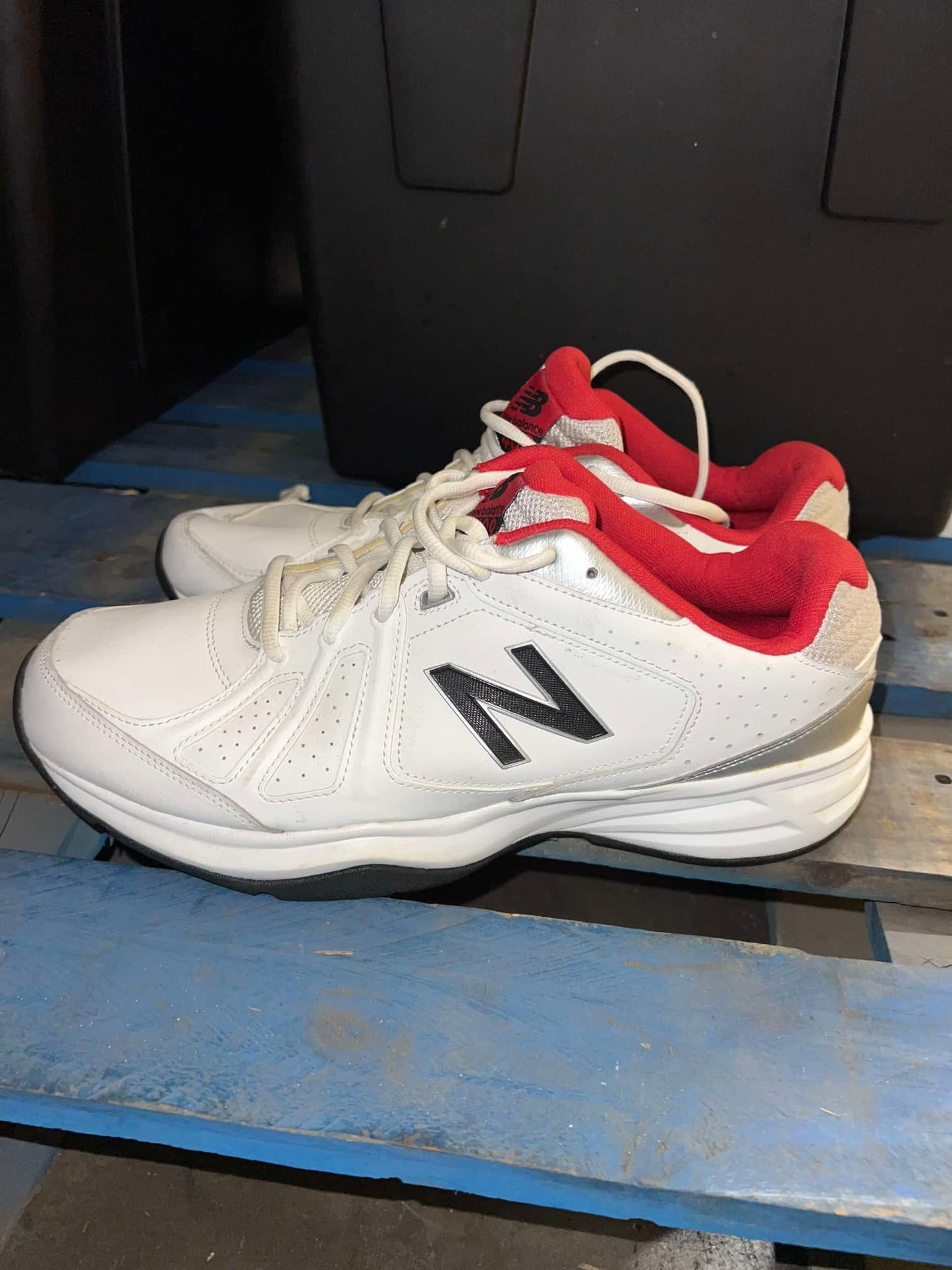 New Balance Men size 13 2E