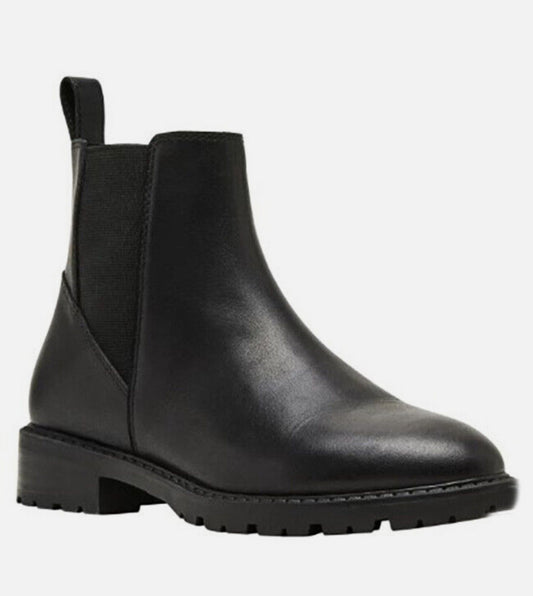 Steve Madden Ladies' Short Boot, Black, New in Box