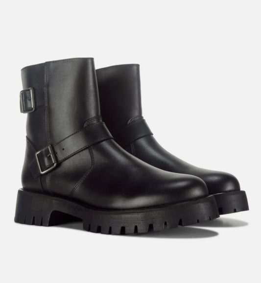 Steve Madden Women’s Crusader Leather Moto Bootie -(NEW With Box)