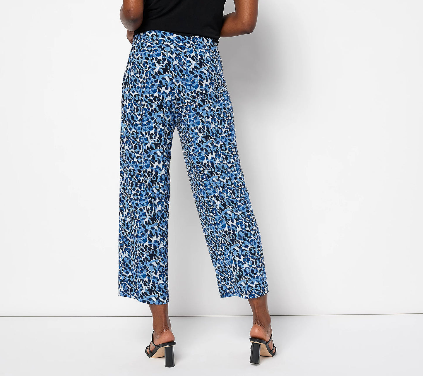 Dennis Basso Women’s Petite Printed Italia Knit Wide Leg Crop Pants